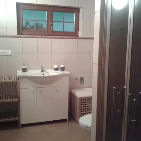 Apartman Pod Plesnym Jezerem Daire